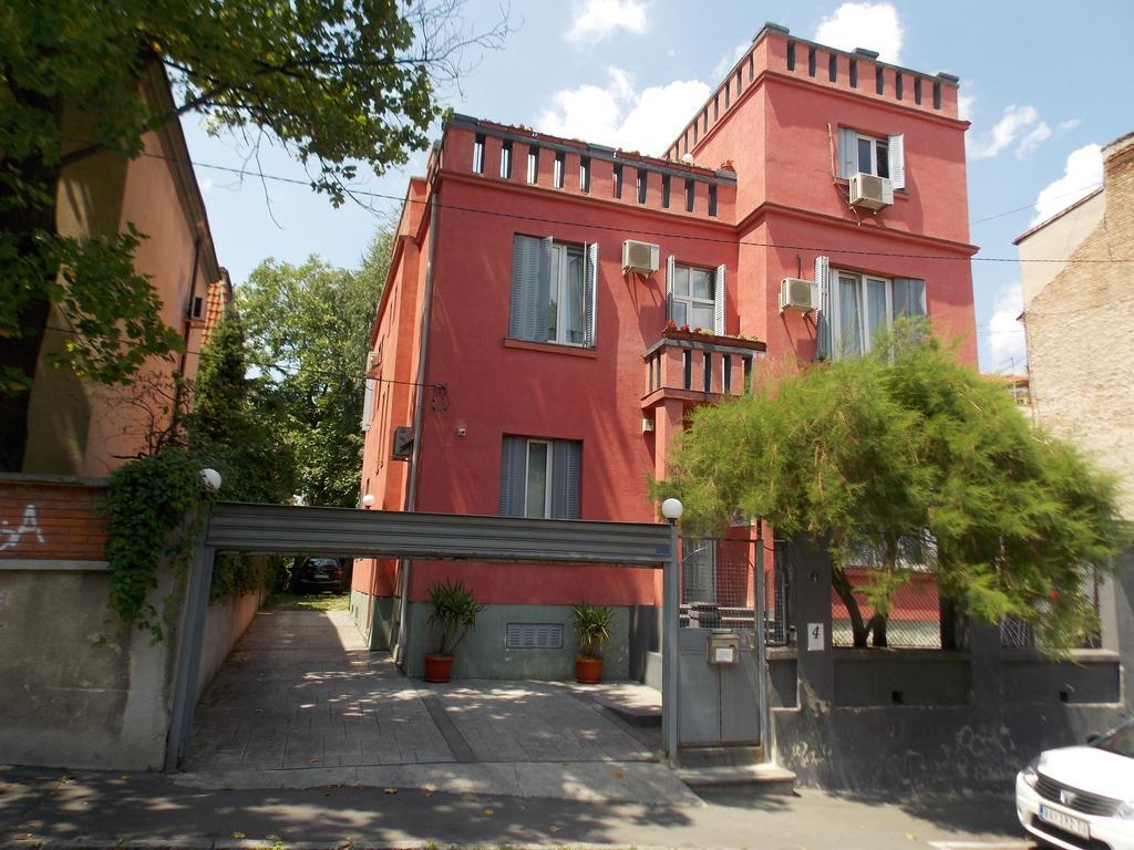 Guest House Miss Depolo Beograd Bagian luar foto