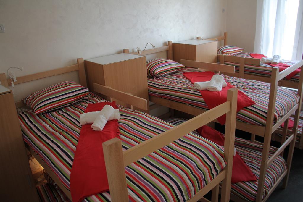 Guest House Miss Depolo Beograd Ruang foto