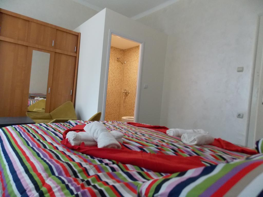 Guest House Miss Depolo Beograd Ruang foto